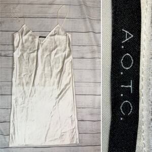 A.O.T.C Silk Blend Ivory Slip Dress V-Neck Knee Length Size 2
